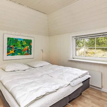Holiday home Lovely Holiday With Swimming Pool,